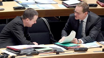 Klaus Lederer und der Regierende Bürgermeister Michael Müller (SPD) im Berliner Abgeordnetenhaus