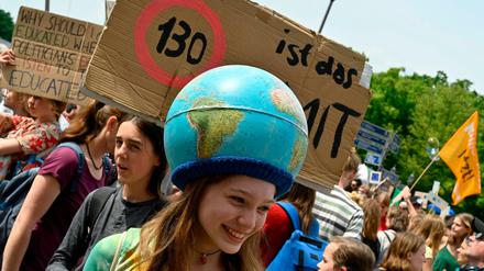 Berliner Schülerinnen und Schüler auf einer "Fridays for Future"-Demonstration.