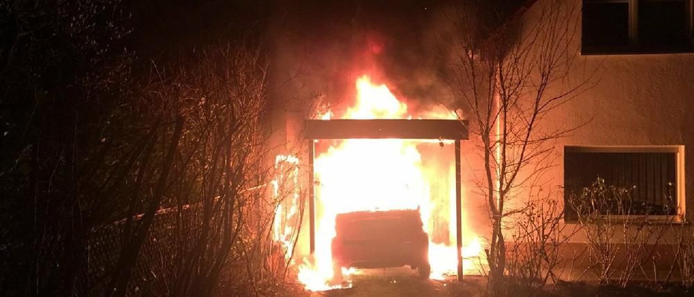 Rechter Angriff. In der Nacht zum 1. Februar 2018 brannte in Neukölln das Auto des Linken-Politikers Ferat Kocak. Der Anschlag ist bis heute nicht strafrechtlich geahndet