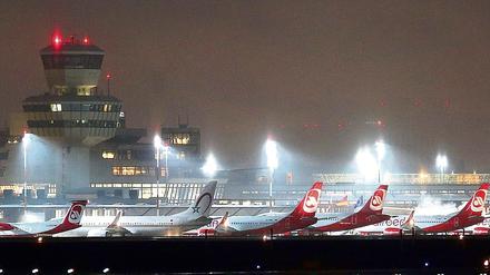 Nicht alle Flugzeuge stehen nachts am Flughafen Tegel. Die Lärmbelastung für die Anwohner ist enorm.