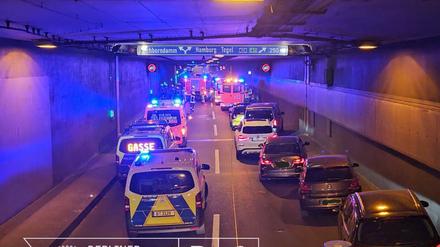 Der Tunnel zum Flughafen Tegel wurde am Sonntagnachmittag gesperrt.