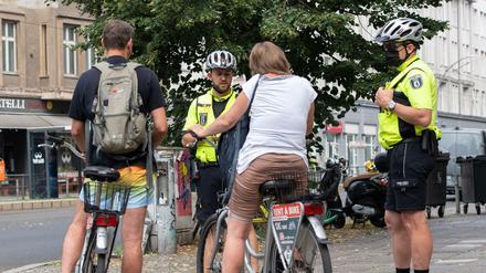 Dieser Woche kontrollieren Polizeibeamte verstärkt das Verhalten aller Verkehrsteilnehmer auf den Straßen von Berlin.