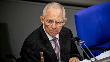 Bundestagspräsident Wolfgang Schäuble (CDU) war Innenminister als die Entscheidung vor 20 Jahren auf Berlin fiel.