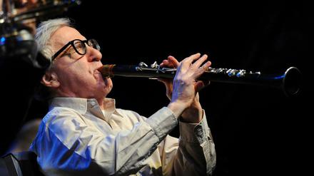 Fehlstellungen im Oberkieferbereich sind bei ihm nicht verbürgt: Woody Allen im Jahr 2010 im Tempodrom in Berlin.