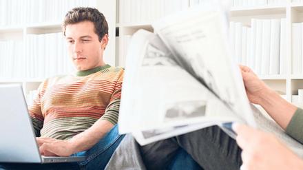 Die Jugend liest gerne online, was offline in der Zeitung steht. Foto: variopress