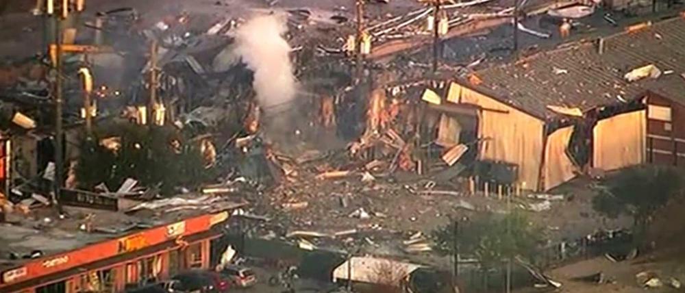 Die Luftaufnahme zeigt Trümmer eines Gebäudes in Houston.