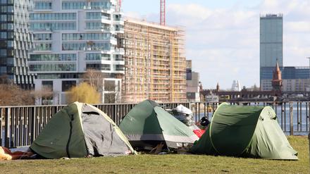 Zelte von Obdachlosen in Berlin.