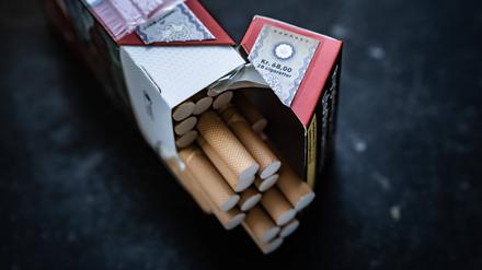 Symbolbild für Zigarettenpackung.