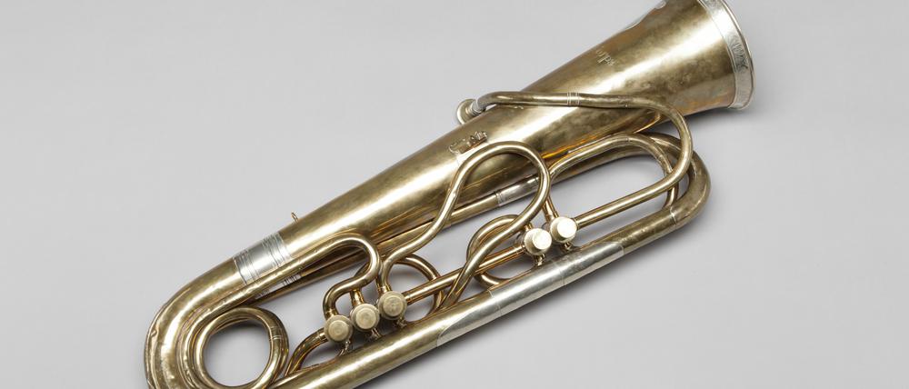Bass-Tuba in F von Johann Gottfried Moritz.