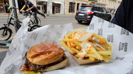 Der neue Burgerladen „Friedrich Burger“ in der Innenstadt hat eröffnet.