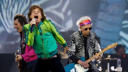 FILE PHOTO: Mick Jagger, Ronnie Wood and Keith Richards of The Rolling Stones perform in Belgium as part of their "Stones Sixty Europe 2022 Tour", in Brussels, Belgium, July 11, 2022. REUTERS/Yves Herman/File Photo