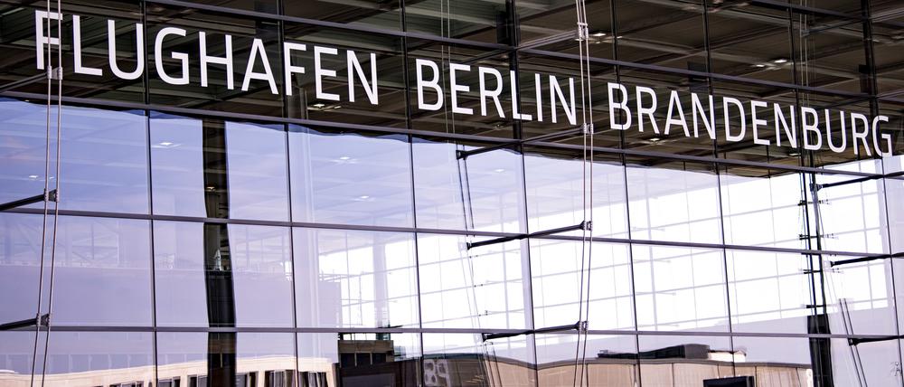 Nach Ansicht von Flughafen-Chefin Aletta von Massenbach lief das Jahr 2022 für den BER „insgesamt gut“. 