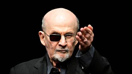 Salman Rushdie, Schriftsteller, am Donnerstagabend im Deutschen Theater. 