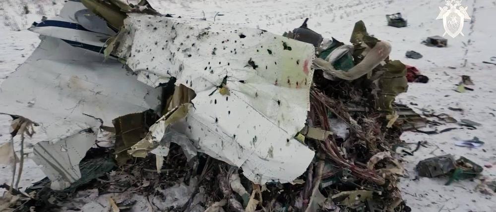 Von russischen Ermittlern herausgegebene Bilder der abgeschossenen Iljuschin Il-76 Maschine, die am 24. Januar nahe der russischen Stadt Belgorod abgeschossen wurde.