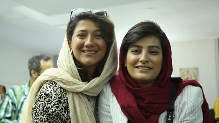 Die Journalistinnen Nilufar Hamedi (l) und Elaheh Mohammadi (r). 