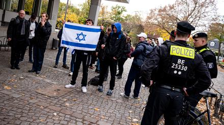 Das „Netzwerk jüdischer Hochschullehrender“ setzt sich für die Bekämpfung von Hass gegen Juden und die Förderung eines sicheren und inklusiven akademischen Umfelds ein.