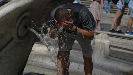 Am Sonntag wurden am römischen Piazza di Spagna 40 Grad Celsius gemessen. Doch damit nicht genug: Die Temperaturen sollen weiter steigen.