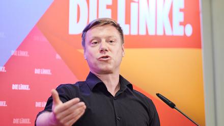 Der Vorsitzende der Partei Die Linke, Martin Schirdewan, machte indirekt die CDU sowie die Politik der Ampel-Koalition für das immer stärkere Abschneiden der AfD in Sachsen verantwortlich. 