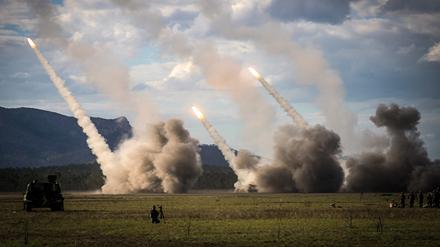 Raketen werden von den US-Mehrfachraketenwerfern Himars abgefeuert. Bald auch auf russisches Territorium?