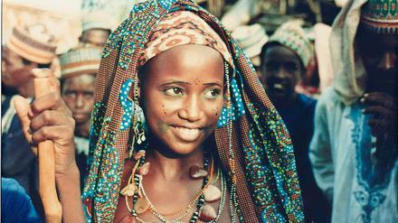 Indigene Traditionen. Hirtenmädchen in der Doku „The Magic of Nigeria“.