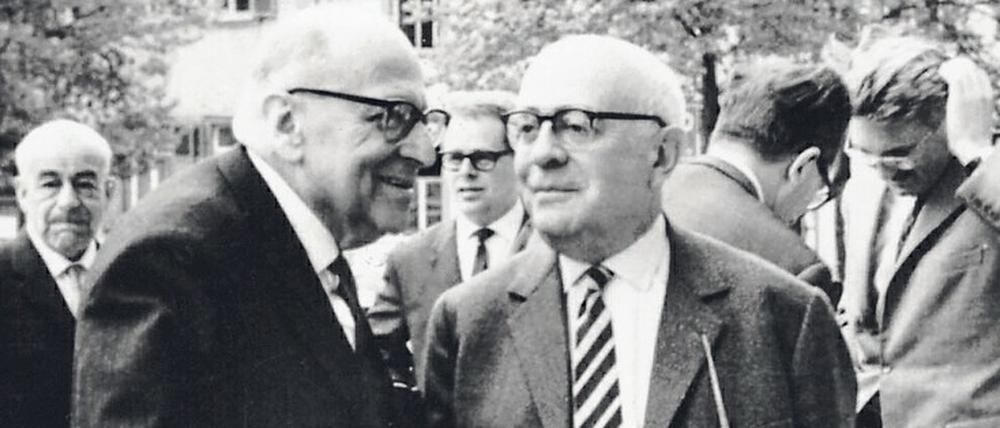 Zentrale Akteure der Kritischen Theorie: Max Horkheimer und Theodor W. Adorno.