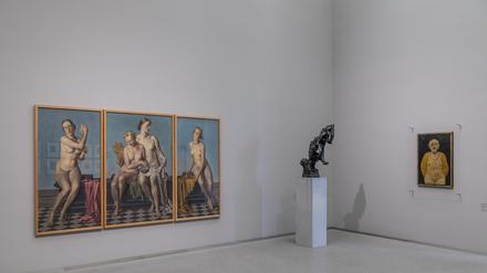 Adolf Ziegler „Vier Elemente“ vor 1937 gleich neben einer Skulptur Otto Freundlichs. 