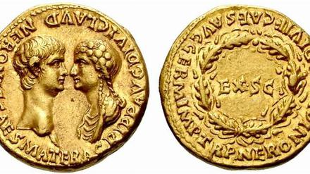 Wer sieht hier wohl finsterer aus? Sohn Nero und Mutter Agrippina auf einem Aureus.