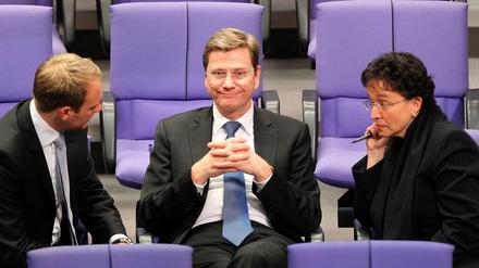 Der Generalsekretär der FDP, Christian Lindner, Bundesaußenminister Guido Westerwelle und die FDP-Fraktionschefin Brigitte Homburger (v.l.). 