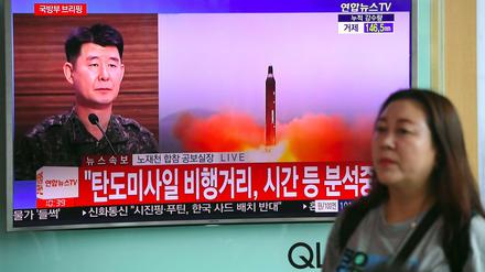 Der Raketentest ist ein großes Thema im südkoreanischen Fernsehen.