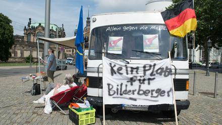 Protest gegen die Bilderberg-Konferenz in Dresden