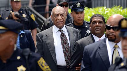 Bill Cosby nach der Entscheidung der Richterin in Pennsylvania, dass er vor Gericht kommt. 