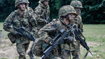 Soldaten der Bundeswehr bei einer Übung.
