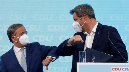 CSU-Chef Markus Söder und Unionskanzlerkandidat Armin Laschet (CDU) bei einem Auftritt am 21. Juni 2021