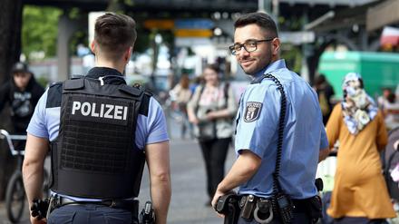 Migranten sind Polizisten, Professorinnen oder Handwerker - und wählen zusehends auch wie der Durchschnitt der Deutschen