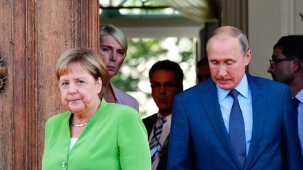 Angela Merkel und Wladimir Putin im August 2018 auf Schloss Meseberg.