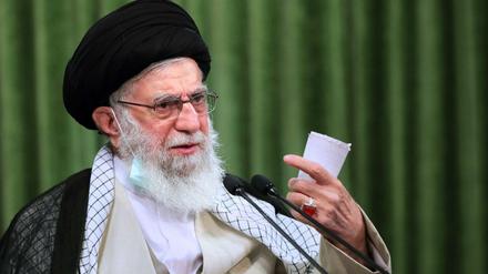 Im Fokus der Sanktionen: Ajatollah Ali Chamenei, geistliches Oberhaupt des Iran.