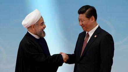 Irans Präsident Hassan Rouhani pflegt enge Beziehungen zu Peking, um die US-Sanktionen zu umgehen.
