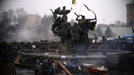 Auch am Montag zeugt der Maidan noch von den heftigen Auseinandersetzungen der vergangenen Tage.