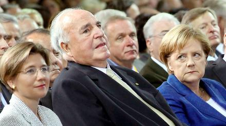 Helmut Kohl kritisiert die Europapolitik der Kanzlerin.