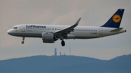 Eine Passagiermaschine der Lufthansa.