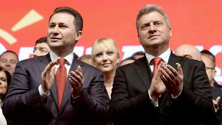 Wahlsieger: Präsident Djordje Ivanov (l.) und Regierungschef Nikola Gruevski.