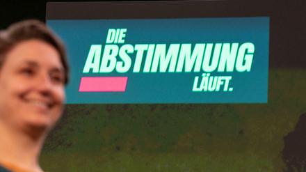 Stimmt die Partei der Zukunft nur noch digital ab? Hier ein Bild einer digitalen Abstimmung im Landesverband der Grünen in Baden-Württemberg, steht bei der Abstimmung zur Wahl des Präsidiums.