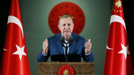Recep Tayyip Erdogan, Präsident der Türkei, spricht zum Fastenbrechen im Präsidentenpalast. -