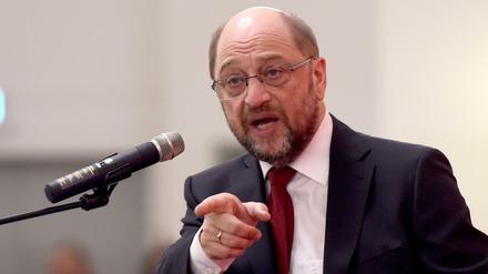 Martin Schulz muss sich gegen Vorwürfe wehren.