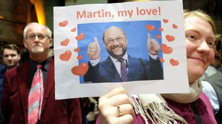 Verliebt in die Siegchance. In seiner Partei fliegen Martin Schulz jetzt schon die Herzen zu.