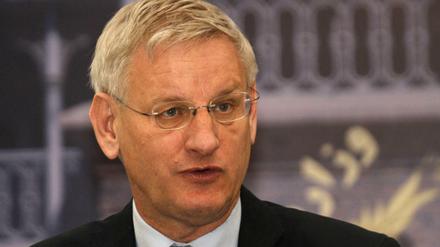 Carl Bildt war Premierminister und Außenminister Schwedens.