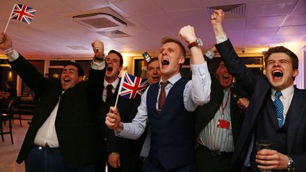 Brexit-Unterstützer feiern am 24. Juni 2016 das Ergebnis des Referendums.