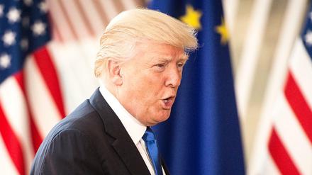 "Diese Leaks sensibler Informationen sind eine ernste Bedrohung unserer nationalen Sicherheit", sagte Trump am Donnerstag in Brüssel. 