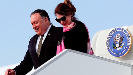 Alliierte pflegen: US-Außenminister Mike Pompeo mit Ehefrau Susan bei der Ankunft in Prag. 