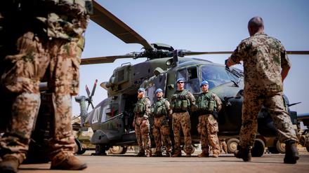 Die Bundeswehr ist in dem westafrikanischen Land an der UN-Mission Minusma und der EU-Ausbildungsmission EUTM beteiligt.